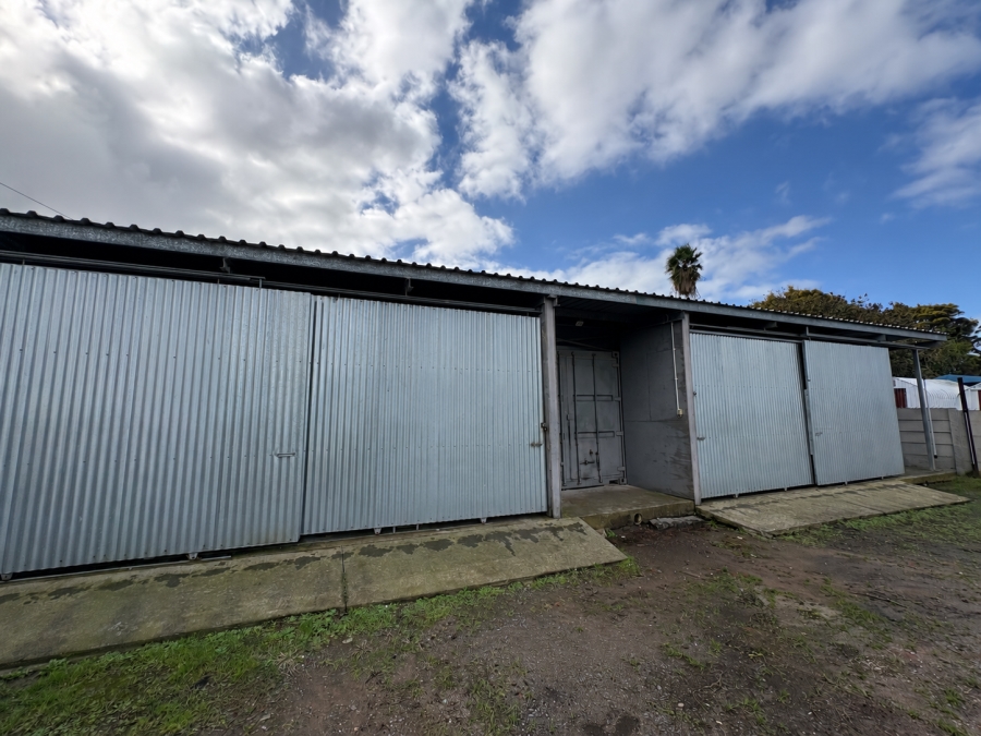 Commercial Property for Sale in Vincent Eastern Cape
